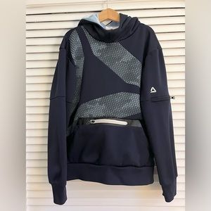 EUC💙Reebok Navy Blue and Light Blue Hoodie with Pocket Zipper Size Large